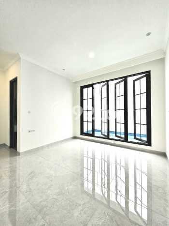 Rumah Elit Modern Siap Huni di Bintaro Tangerang Selatan Rumah Elit Modern Siap Huni di Bintaro Tangerang Selatan