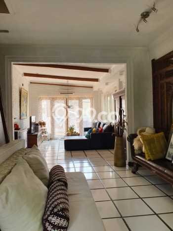 Rumah Elit Modern Tanpa Renovasi di Bintaro Tangerang Selatan Rumah Elit Modern Tanpa Renovasi di Bintaro Tangerang Selatan