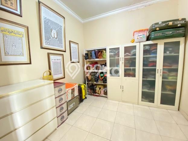 Siap Huni Hunian Elit 5 Kamar di Pondok Aren Dekat ke Mana Saja Siap Huni Hunian Elit 5 Kamar di Pondok Aren Dekat ke Mana Saja