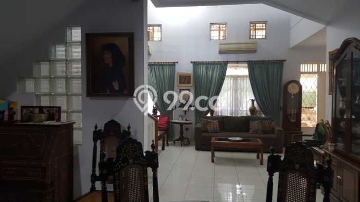 Jual Rumah Mewah Elegan Dengan View Eksklusif di Bintaro, Tangerang Selatan Jual Rumah Mewah Elegan Dengan View Eksklusif di Bintaro, Tangerang Selatan