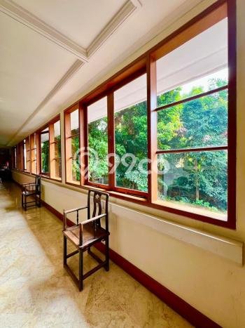 Hot Offer Hunian Premium Ideal dan Luas di Menteng, Jakarta Pusat Hot Offer Hunian Premium Ideal dan Luas di Menteng, Jakarta Pusat