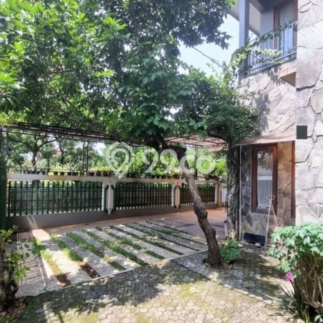 Dijual Rumah Mewah Megah Dengan View Eksklusif di Bintaro, Tangerang Selatan Dijual Rumah Mewah Megah Dengan View Eksklusif di Bintaro, Tangerang Selatan
