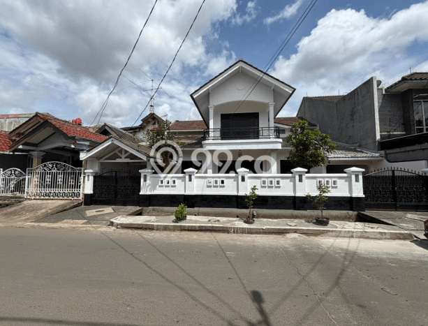 Dijual Rumah Premium dengan Fasilitas Sekitar Komplit di Pondok Aren, Tangerang Selatan Dijual Rumah Premium dengan Fasilitas Sekitar Komplit di Pondok Aren, Tangerang Selatan