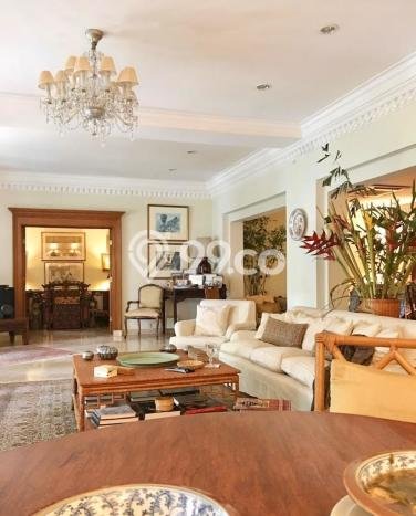 Hot Offer Hunian Premium Ideal dan Luas di Menteng, Jakarta Pusat Hot Offer Hunian Premium Ideal dan Luas di Menteng, Jakarta Pusat