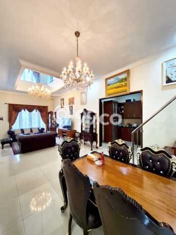 Rumah Elit Modern Siap Huni di Bintaro Tangerang Selatan Rumah Elit Modern Siap Huni di Bintaro Tangerang Selatan