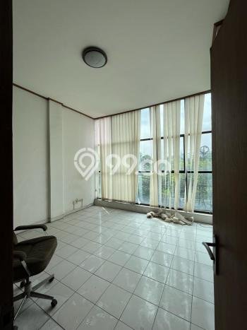 Untuk Dijual! Ruko di Jelambar Jakarta Barat LT 68m2 / LB 175m2 Kawasan Bisnis Untuk Dijual! Ruko di Jelambar Jakarta Barat LT 68m2 / LB 175m2 Kawasan Bisnis