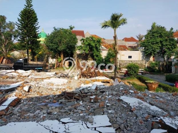 Lahan Kosong Dijual di Jakarta Selatan dengan Area 3960m2 Lahan Kosong Dijual di Jakarta Selatan dengan Area 3960m2