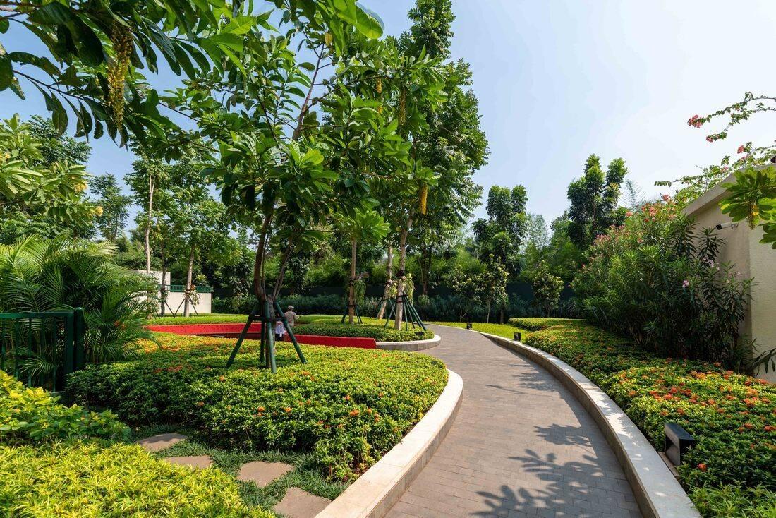 Pakubuwono Spring - jogging track