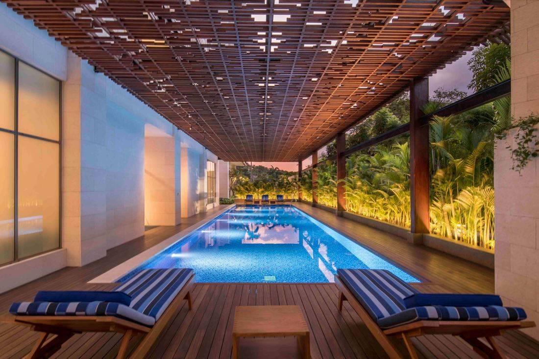 Pakubuwono Spring - indoor pool
