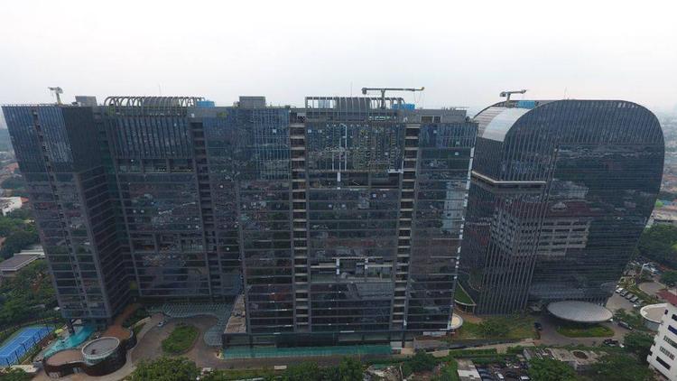 L Avenue Office Residence