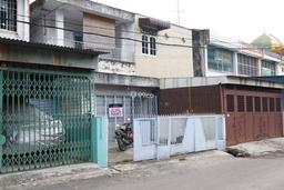 Rumah di Jalan Emas ( Dekat Sabarudin ) Rumah di Jalan Emas ( Dekat Sabarudin )