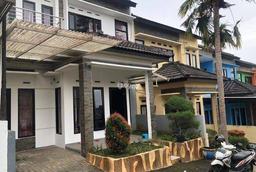 Villa Di Pusat Kota Batu Dekat Dengan Tempat Wisata Villa Di Pusat Kota Batu Dekat Dengan Tempat Wisata