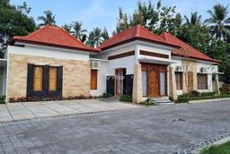 Villa Mewah 2 Unit Terakhir Hanya 10 Menit Ke Gereja Ayam Villa Mewah 2 Unit Terakhir Hanya 10 Menit Ke Gereja Ayam