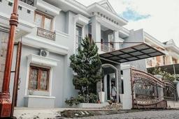 Rumah FURNISHED 211/232 Mirota Godean, Tgh Kota TERELEGAN Rumah FURNISHED 211/232 Mirota Godean, Tgh Kota TERELEGAN