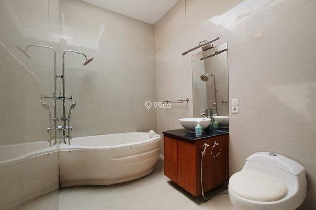 VILLA FULL FURNISH SANUR LOKASI STRATEGIS DEKAT PANTAI SANUR VILLA FULL FURNISH SANUR LOKASI STRATEGIS DEKAT PANTAI SANUR