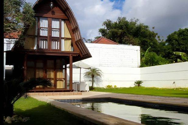 Villa with Wooden House and Private Pool for Rent in Ungasan Bali BSW005 Villa with Wooden House and Private Pool for Rent in Ungasan Bali BSW005