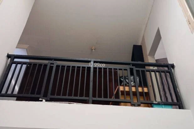 Rumah 2 lantai siap huni bebas banjir Rumah 2 lantai siap huni bebas banjir