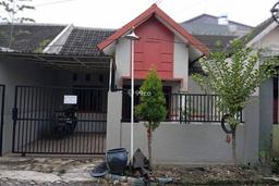 Rumah disewakan habis renov Rumah disewakan habis renov