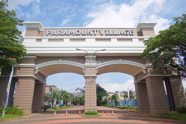 Paramount Village Paramount Village