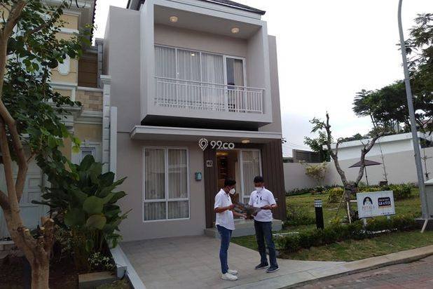 Paramount Village Paramount Village