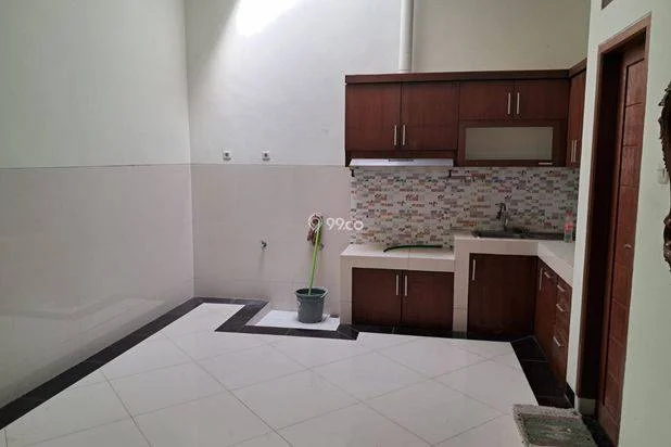 Disewakan MURAH rumah Riung Bandung NEGO!!! (Over Kontrak) Disewakan MURAH rumah Riung Bandung NEGO!!! (Over Kontrak)