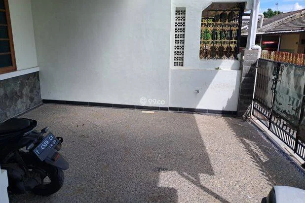 Disewakan MURAH rumah Riung Bandung NEGO!!! (Over Kontrak) Disewakan MURAH rumah Riung Bandung NEGO!!! (Over Kontrak)