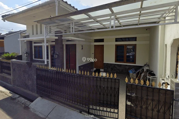 Disewakan MURAH rumah Riung Bandung NEGO!!! (Over Kontrak) Disewakan MURAH rumah Riung Bandung NEGO!!! (Over Kontrak)