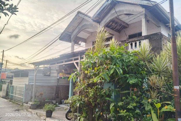 Dijual Rumah 2 Lantai Bebas Banjir, Lingkungan Nyaman dan Asri di Ahmad Dahlan, Gondrong Petir Cipondoh Dijual Rumah 2 Lantai Bebas Banjir, Lingkungan Nyaman dan Asri di Ahmad Dahlan, Gondrong Petir Cipondoh
