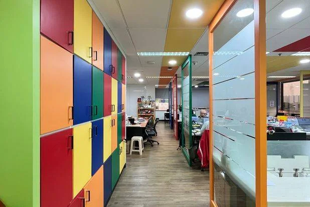 DISEWAKAN OFFICE SUITE STRATEGIS DI TEBET JAKARTA SELATAN DISEWAKAN OFFICE SUITE STRATEGIS DI TEBET JAKARTA SELATAN