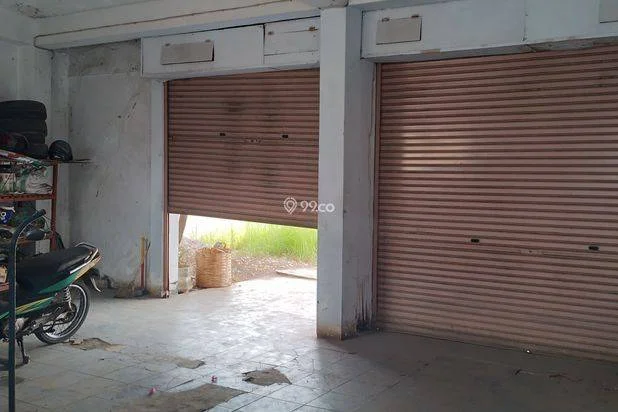 Di Sewakan dan dijual Rumah di Jalan Utama di Kota Pekalongan Di Sewakan dan dijual Rumah di Jalan Utama di Kota Pekalongan
