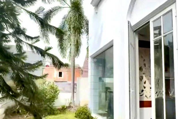 Jual Cepat! Rumah Mewah Modern di Kelapa Cengkir Timur, LT 332m² LB 269m² Jual Cepat! Rumah Mewah Modern di Kelapa Cengkir Timur, LT 332m² LB 269m²