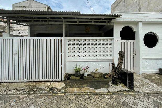 Rumah nyaman di lingkungan yang tenang dan aman Rumah nyaman di lingkungan yang tenang dan aman