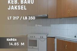 Rumah 2 Lt. siap huni terawat di Kebayoran Baru Jakarta Selatan. Rumah 2 Lt. siap huni terawat di Kebayoran Baru Jakarta Selatan.