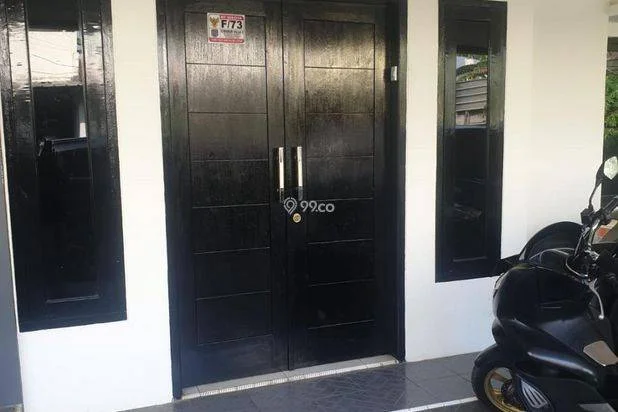 Rumah Strategis siap huni & terawat Baik di Cibubur Villa 2 Rumah Strategis siap huni & terawat Baik di Cibubur Villa 2