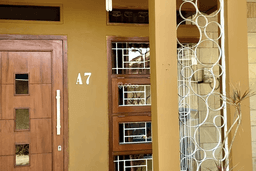 Rumah 2 lantai murah dekat kampus UMY Rumah 2 lantai murah dekat kampus UMY