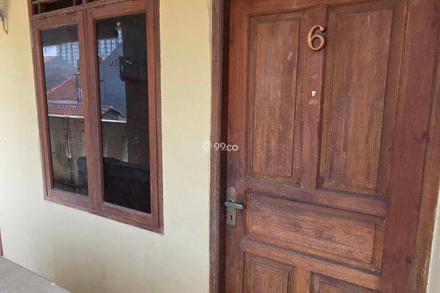 Kontrakan Strategis 10 Menit ke Puri Kontrakan Strategis 10 Menit ke Puri