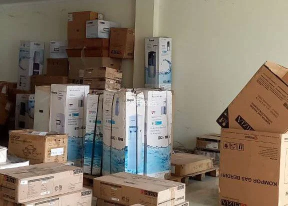 Butuh Uang, Gedung 3 Lantai Teuku Umar Barat Denpasar 0 Jalan Raya Butuh Uang, Gedung 3 Lantai Teuku Umar Barat Denpasar 0 Jalan Raya