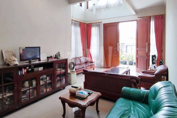 TURUN HARGA Rumah Bagus, Terawat di Menteng Atas, Jakarta Pusat TURUN HARGA Rumah Bagus, Terawat di Menteng Atas, Jakarta Pusat