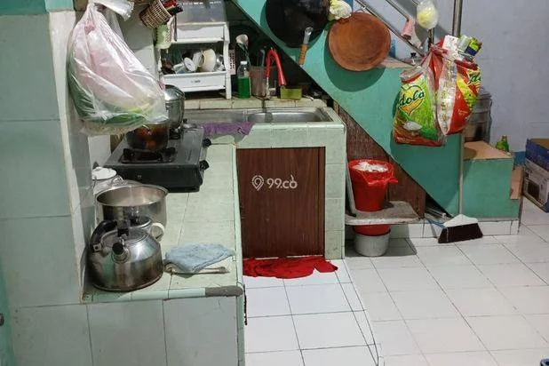 Rumah Metro Permata hadap selatan Rumah Metro Permata hadap selatan