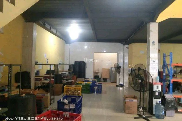 DNL Gudang Era Prima 1½Lantai Luas 650m² Blok 9 Disewakan DNL Gudang Era Prima 1½Lantai Luas 650m² Blok 9 Disewakan
