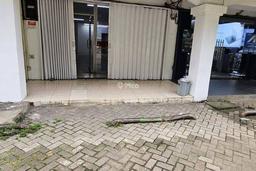 Disewakan Ruko Hadap Jalan Utama BSD 3 Lantai Disewakan Ruko Hadap Jalan Utama BSD 3 Lantai