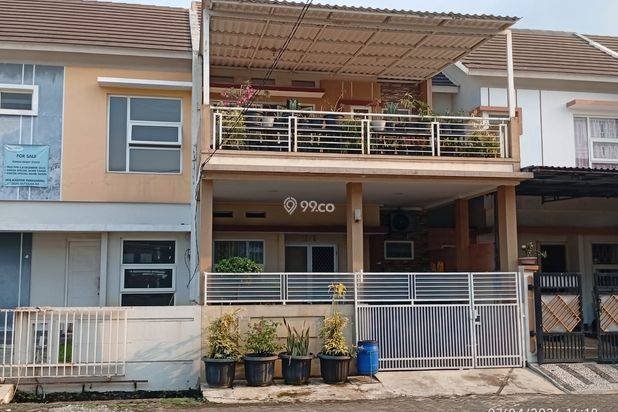 Rumah 2 Lantai Strategis di Tangerang – 3KT/3KM, Security 24 Jam, Semi Furnished, Bebas Banjir! Rumah 2 Lantai Strategis di Tangerang – 3KT/3KM, Security 24 Jam, Semi Furnished, Bebas Banjir!