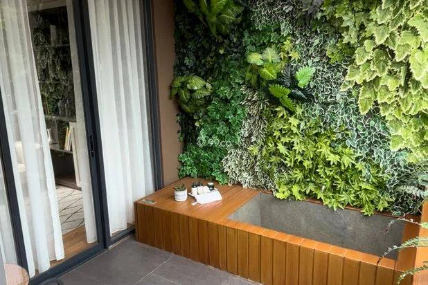 Rumah Modern Luas di BSD Foresta, Tangerang Rumah Modern Luas di BSD Foresta, Tangerang