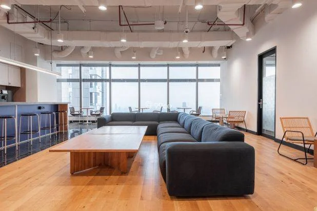 Temukan berbagai cara kerja Anda di Regus Menara Astra Temukan berbagai cara kerja Anda di Regus Menara Astra