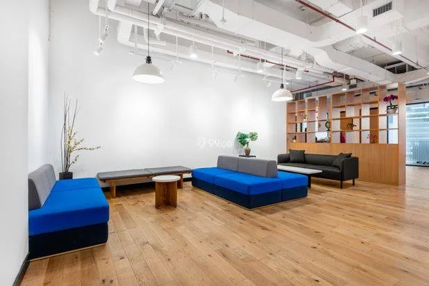 Akses satu harga ke ruang kerja, kantor virtual, dan ruang rapat di Regus Revenue Tower Akses satu harga ke ruang kerja, kantor virtual, dan ruang rapat di Regus Revenue Tower