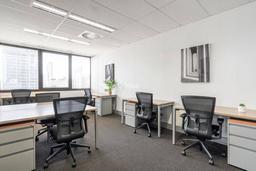 Singgah, bekerja, atau berkolaborasi di pusat bisnis Regus Graha Makmur profesional kami Singgah, bekerja, atau berkolaborasi di pusat bisnis Regus Graha Makmur profesional kami
