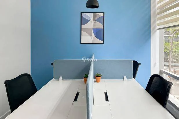 Singgah, bekerja, atau berkolaborasi di pusat bisnis HQ Altira Business Park profesional kami Singgah, bekerja, atau berkolaborasi di pusat bisnis HQ Altira Business Park profesional kami