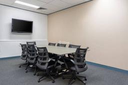 Ruang kerja fleksibel di Regus Pakuwon Centre Ruang kerja fleksibel di Regus Pakuwon Centre