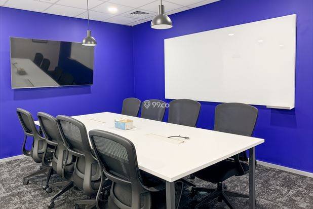 Singgah, bekerja, atau berkolaborasi di pusat bisnis HQ Tower profesional kami Singgah, bekerja, atau berkolaborasi di pusat bisnis HQ Tower profesional kamiÂ