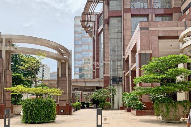 Ruang kerja, layanan, dan dukungan untuk membantu Anda bekerja lebih baik di Regus Sinarmas Land Plaza Tower 1Â Ruang kerja, layanan, dan dukungan untuk membantu Anda bekerja lebih baik di Regus Sinarmas Land Plaza Tower 1Â
